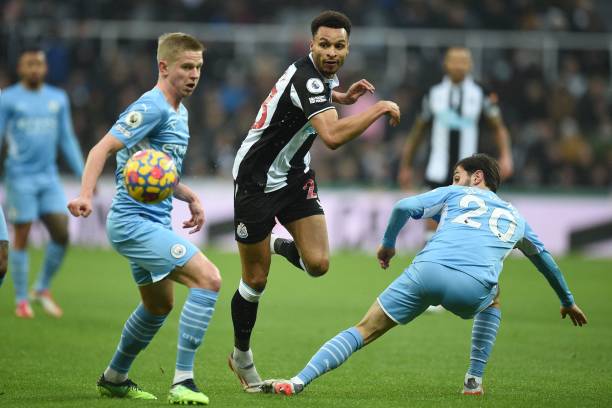 洲足球赛场 洲足球赛场